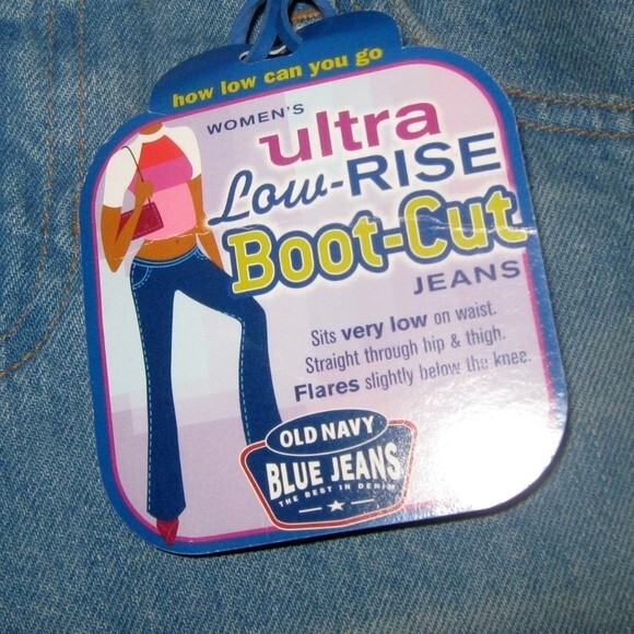 Old Navy Ultra Low Rise Boot Cut Size 1 Short Jeans - Picture 3 of 5